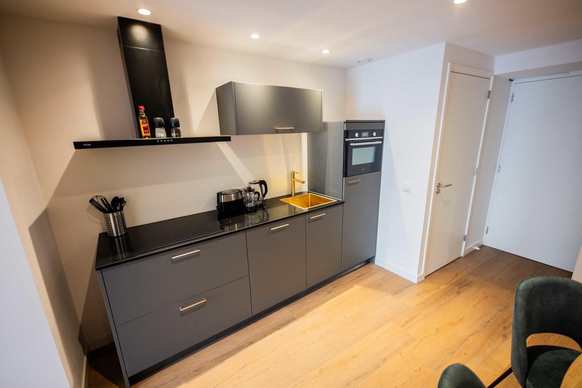 Historical 80M2 Retreat With Sauna Option - R51B Eindhoven Zewnętrze zdjęcie